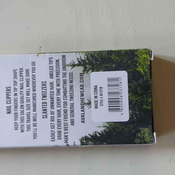 New Tweezer & Nail Clipper Set & 3 Pack Tweezer Set - Picture 3 of 3